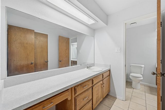 518 Guerin Drive, Arlington, TX 76012