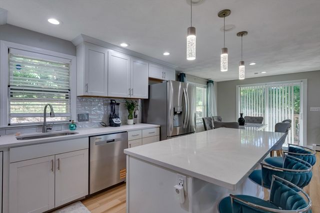 23 Lovers Leap Ave, Lynn, MA 01904