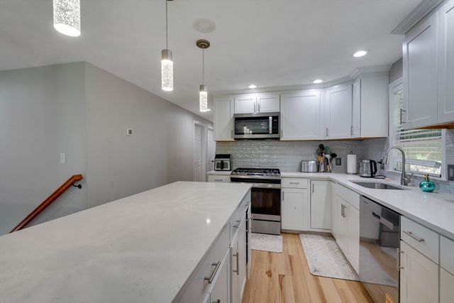 23 Lovers Leap Ave, Lynn, MA 01904