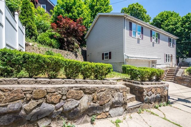 23 Lovers Leap Ave, Lynn, MA 01904