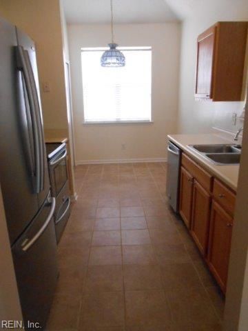 6 Angelia WAY, Hampton, VA 23663