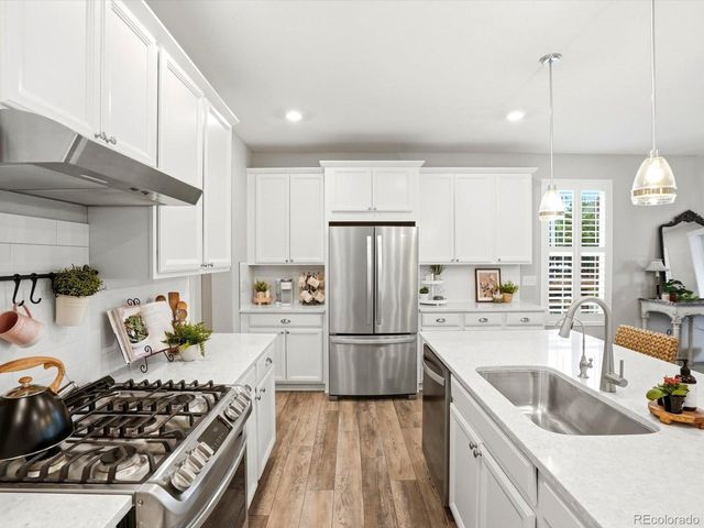 4175 Forever Cir, Castle Rock, CO 80109