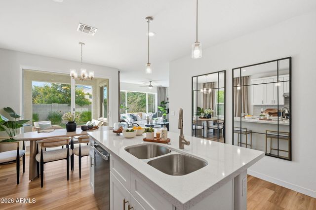 1522 W SIERRA VISTA Drive, Phoenix, AZ 85015