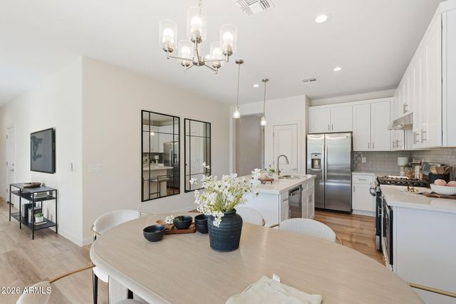 1522 W SIERRA VISTA Drive, Phoenix, AZ 85015