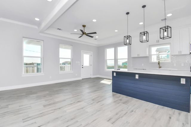 1008 20th Street, Dickinson, TX 77539