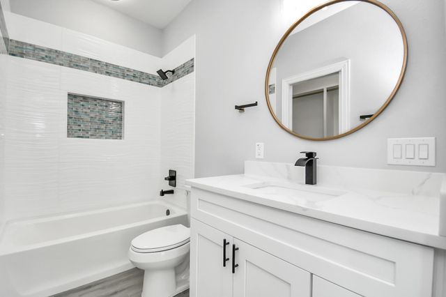 1008 20th Street, Dickinson, TX 77539