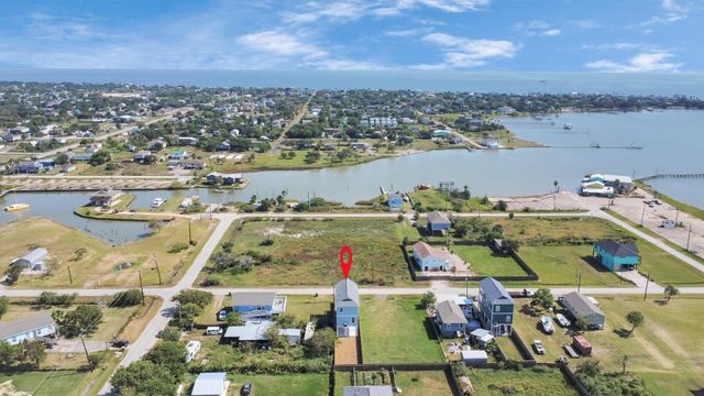 1008 20th Street, Dickinson, TX 77539