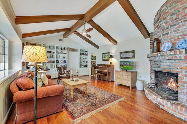 18623 Prince William Lane, Houston, TX 77058
