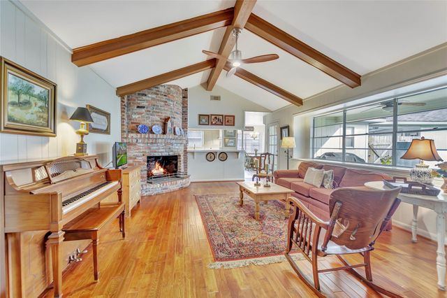 18623 Prince William Lane, Houston, TX 77058