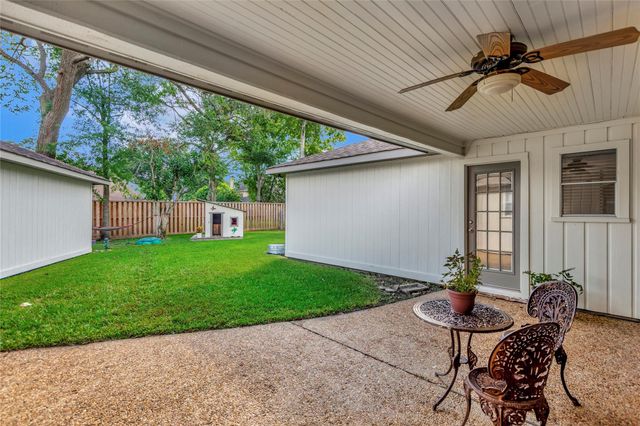 18623 Prince William Lane, Houston, TX 77058