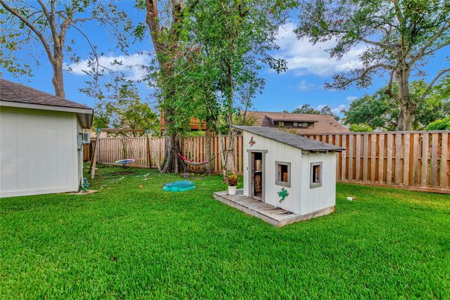 18623 Prince William Lane, Houston, TX 77058