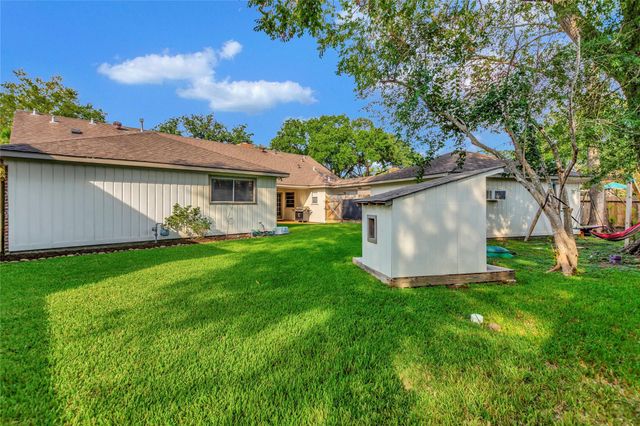 18623 Prince William Lane, Houston, TX 77058