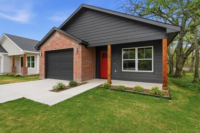 1004 S 1st Street, Sherman, TX 75090