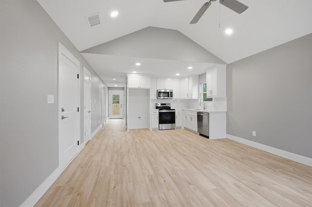 1004 S 1st Street, Sherman, TX 75090