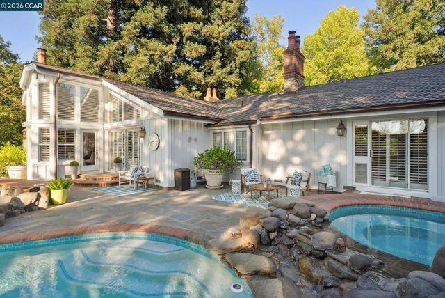 2031 Scarlet Oak Pl, Danville, CA 94506