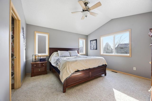 1573 43rd Avenue S, Moorhead, MN 56560