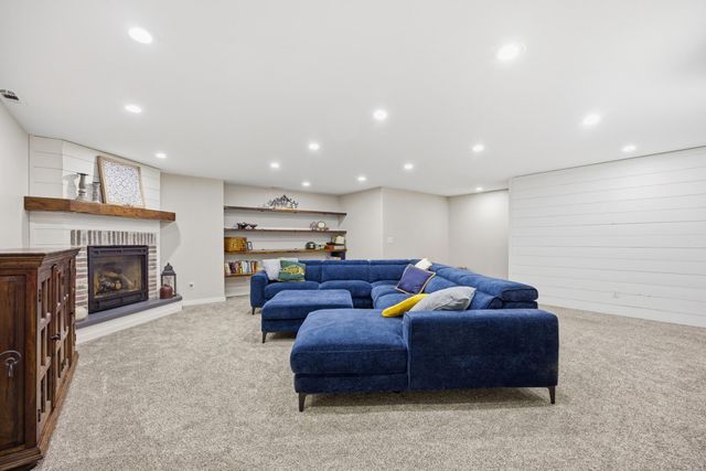 1573 43rd Avenue S, Moorhead, MN 56560