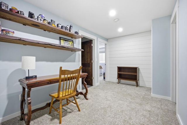 1573 43rd Avenue S, Moorhead, MN 56560