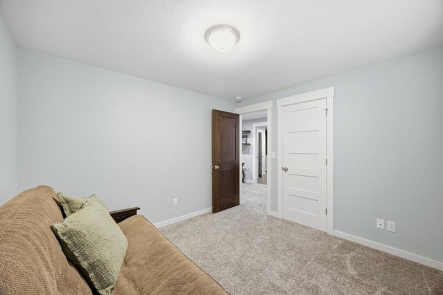 1573 43rd Avenue S, Moorhead, MN 56560