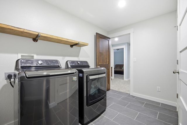 1573 43rd Avenue S, Moorhead, MN 56560