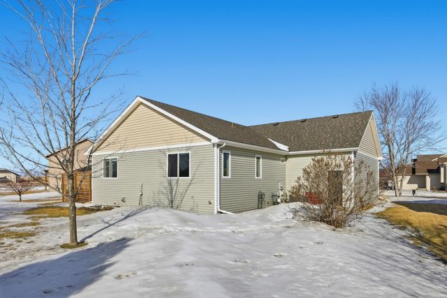1573 43rd Avenue S, Moorhead, MN 56560