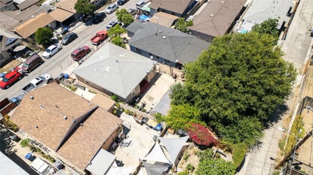 1516 Kurtz, Los Angeles, CA 90063
