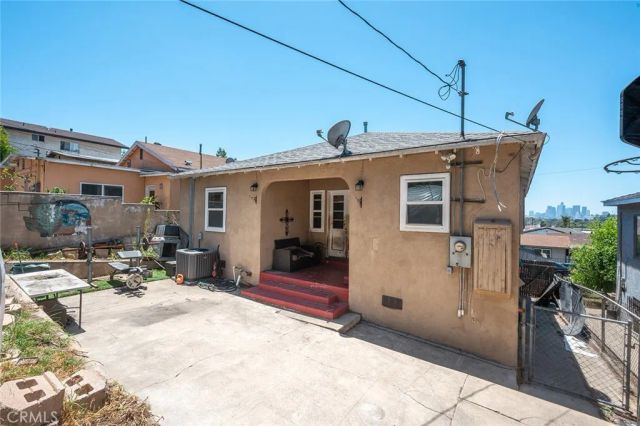 1516 Kurtz, Los Angeles, CA 90063