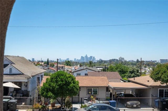 1516 Kurtz, Los Angeles, CA 90063