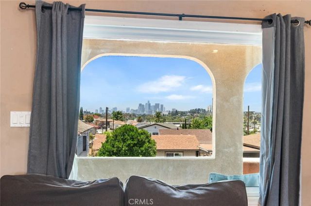 1516 Kurtz, Los Angeles, CA 90063