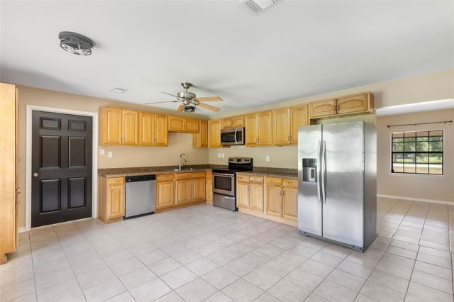 963 County Road 2339, Dayton, TX 77535