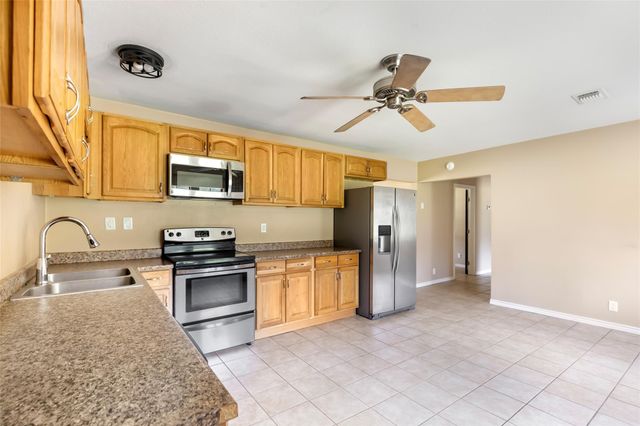 963 County Road 2339, Dayton, TX 77535