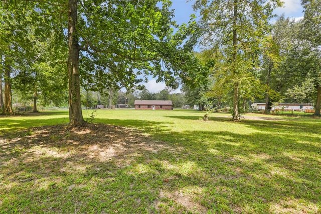 963 County Road 2339, Dayton, TX 77535