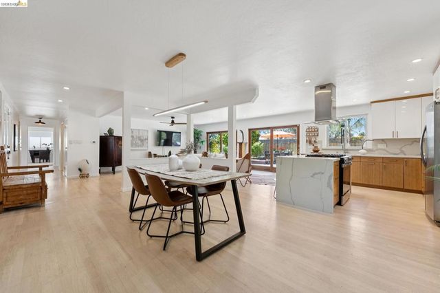 13255 Clairepointe Way, Oakland, CA 94619