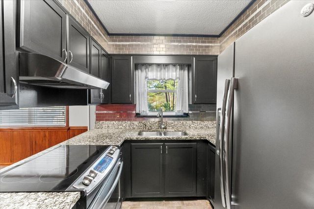 2802 Leawood Court, Hephzibah, GA 30815