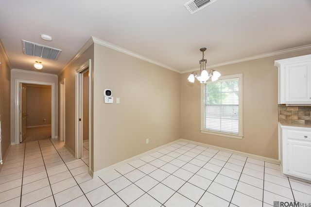 2488 Oak Alley Dr, Port Allen, LA 70767