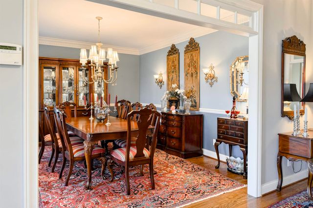 2034 Stratford Court SE, Decatur, AL 35601