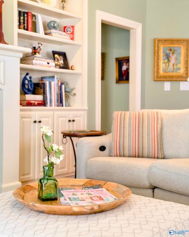 2034 Stratford Court SE, Decatur, AL 35601