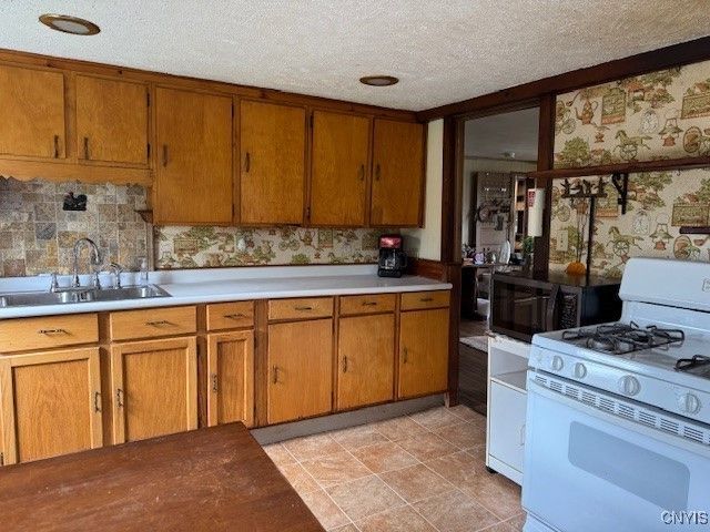 4958 State Route 5, Vernon, NY 13476