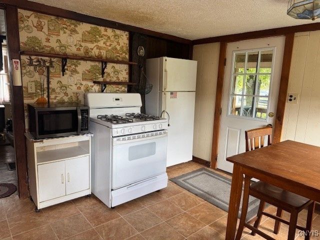 4958 State Route 5, Vernon, NY 13476