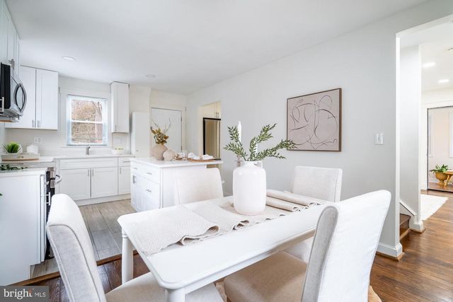 8705 BRADFORD RD, Silver Spring, MD 20901