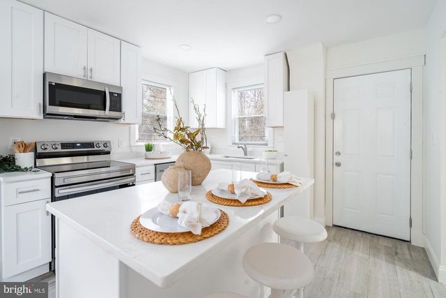 8705 BRADFORD RD, Silver Spring, MD 20901