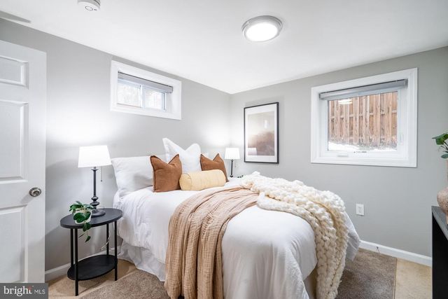 8705 BRADFORD RD, Silver Spring, MD 20901