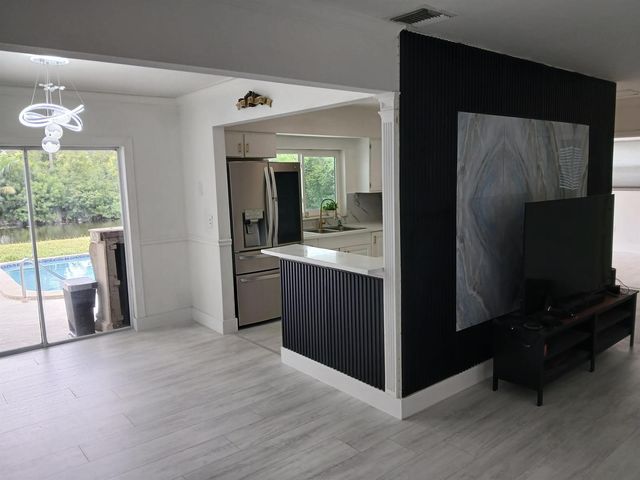 6641 Miramar Parkway, Miramar, FL 33023