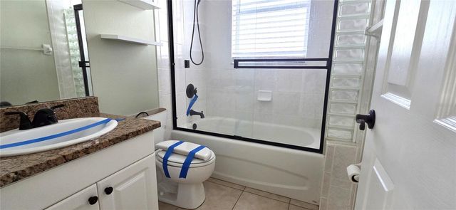 5352 CAMBERLEA AVENUE, Zephyrhills, FL 33541