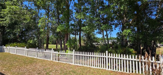5352 CAMBERLEA AVENUE, Zephyrhills, FL 33541