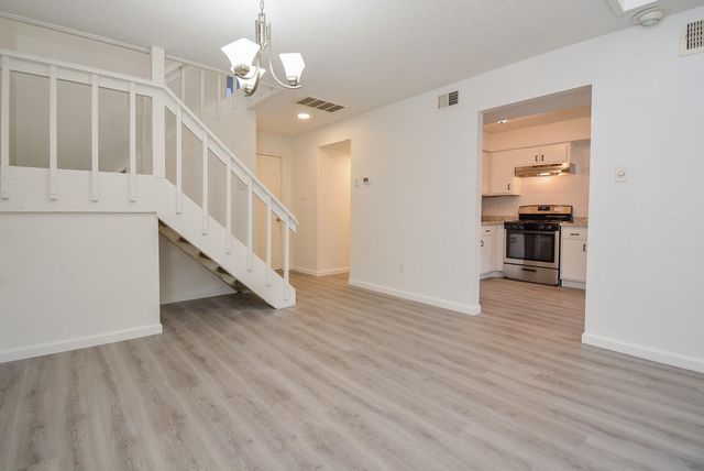 3206 Windchase Boulevard 471, Houston, TX 77082