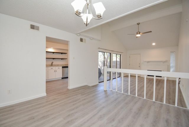 3206 Windchase Boulevard 471, Houston, TX 77082