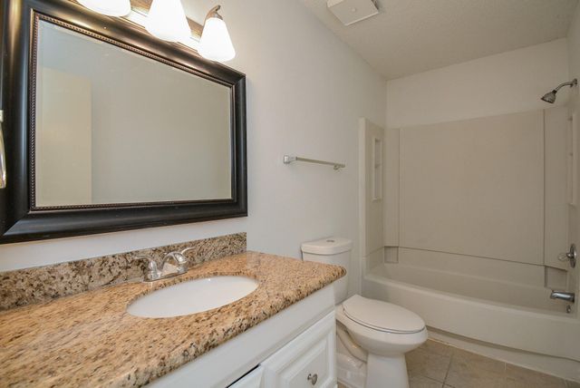 3206 Windchase Boulevard 471, Houston, TX 77082