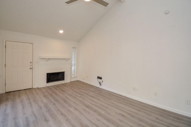 3206 Windchase Boulevard 471, Houston, TX 77082