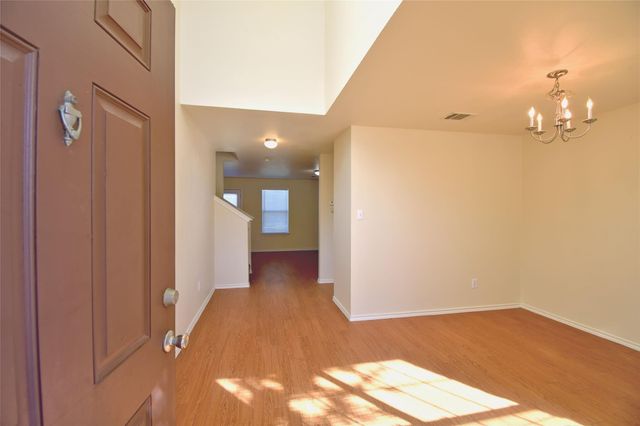 106 Phillips ST, Hutto, TX 78634